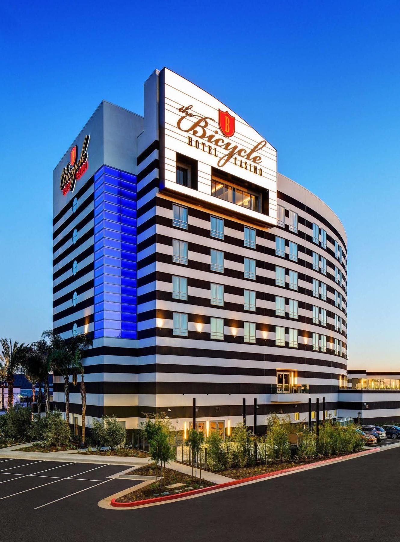 Hotel Parkwest Bicycle Casino Bell Gardens Exterior foto